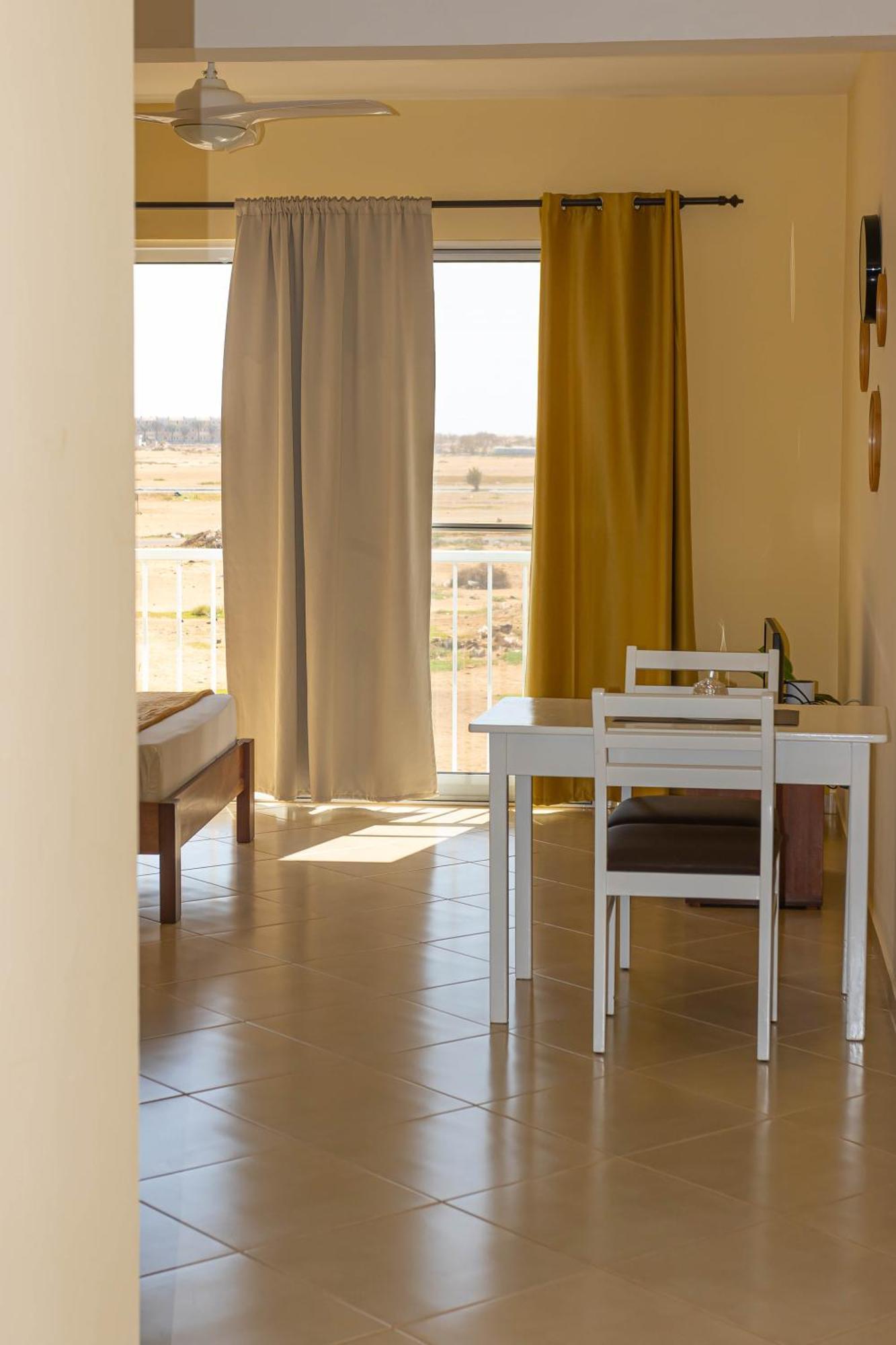 Beauty Plaza Apartaments Santa Maria Luaran gambar