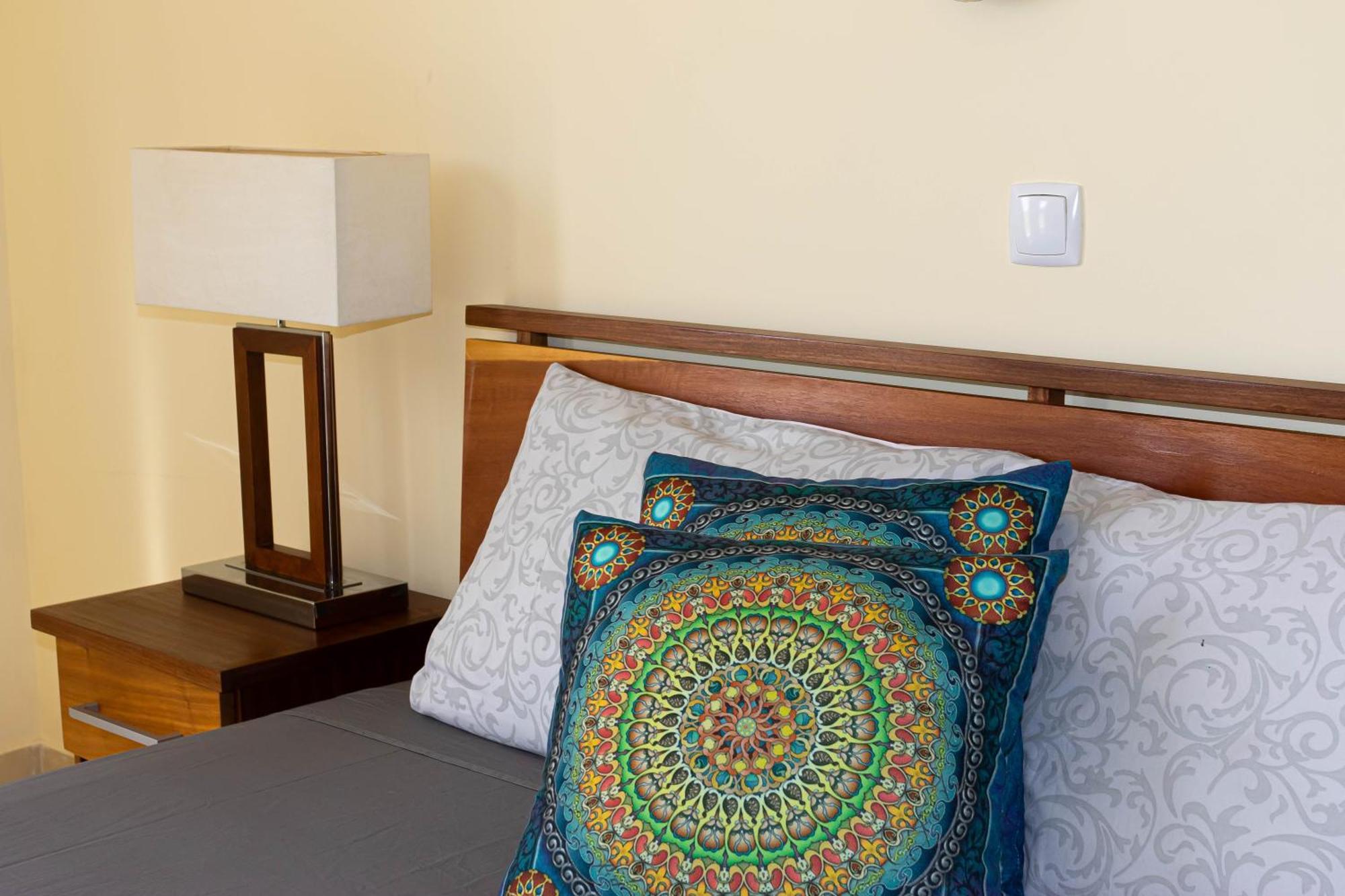 Beauty Plaza Apartaments Santa Maria Luaran gambar