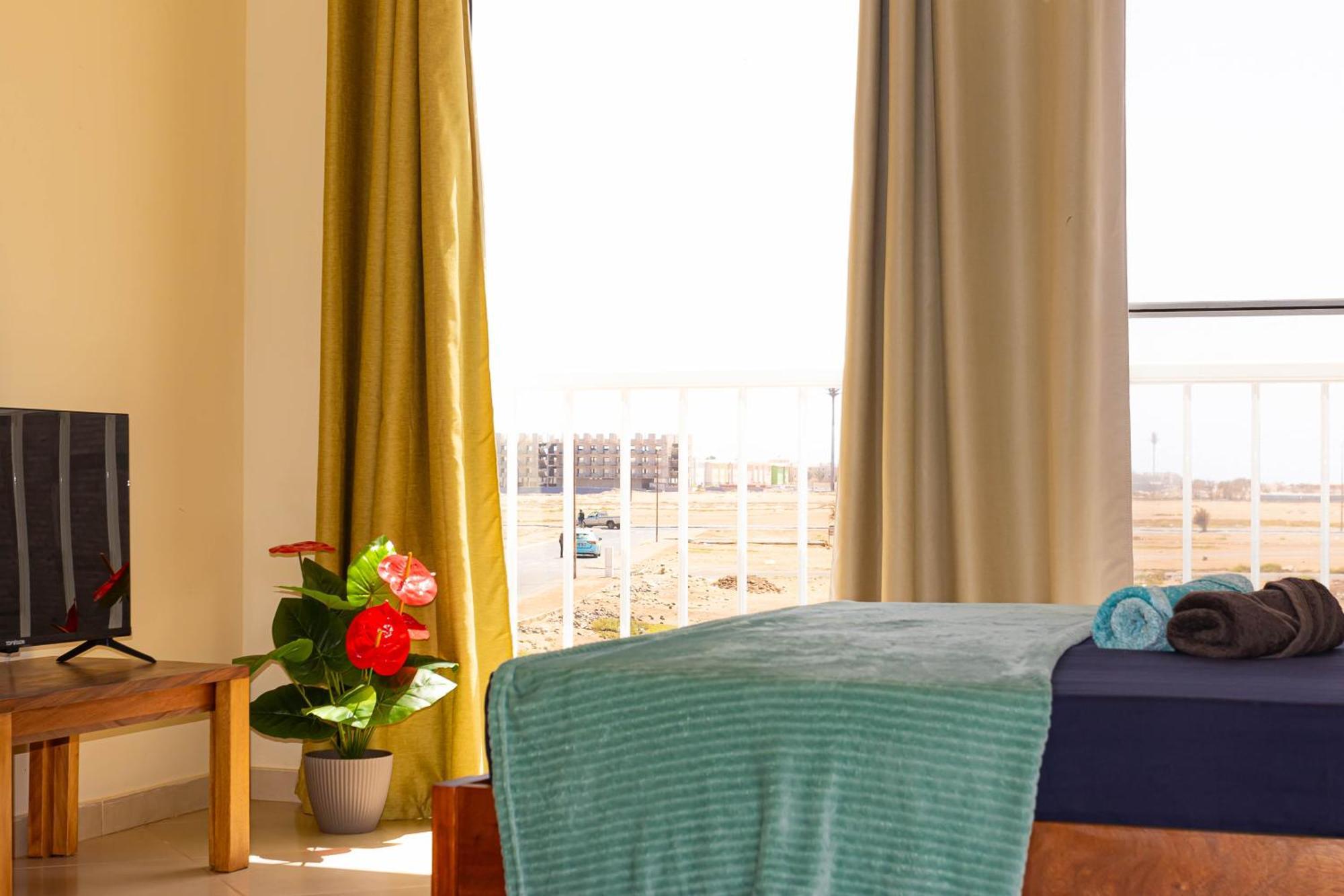 Beauty Plaza Apartaments Santa Maria Luaran gambar